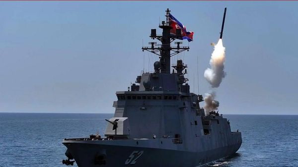 Navio de guerra norte-coreano - Sputnik Brasil