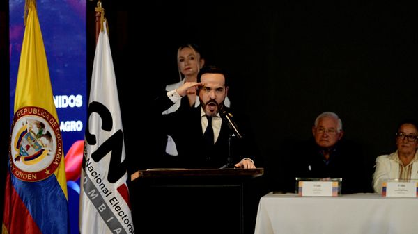 O presidente eleito da Colômbia, Abelardo de la Espriella, durante evento em Bogotá, Colômbia, em 25 de junho de 2026 - Sputnik Brasil