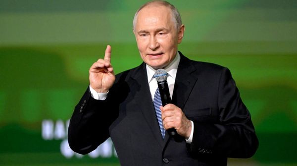 🪖 Rússia moderniza suas Forças Armadas e alcança novos resultados na indústria de defesa, diz Putin - Sputnik Brasil