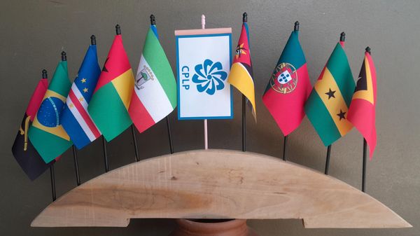 Bandeiras de países da Comunidade dos Países de Língua Portuguesa  - Sputnik Brasil
