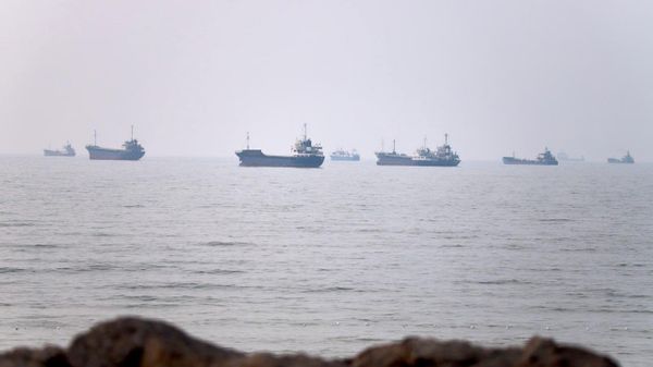 Irã vende US$ 6 bilhões em petróleo durante trégua com os EUA - Sputnik Brasil