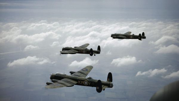 Bombardeiros Avro Lancaster britânicos - Sputnik Brasil