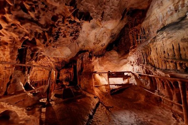 Reconstrução integrada geoarqueológica, tafonômica e espacial da Câmara das Pinturas da Caverna de Santimamiñe, no País Basco, Espanha. - Sputnik Brasil
