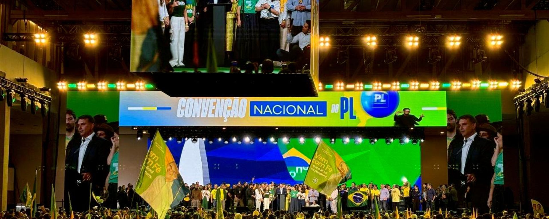 Flávio Bolsonaro oficializa candidatura a presidente com apoio de Milei em SP. - Sputnik Brasil, 1920, 25.07.2026