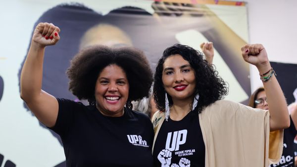 Samara Martins (à esquerda) e Raquel Brício (à direita) durante oficialização da chapa do UP. - Sputnik Brasil