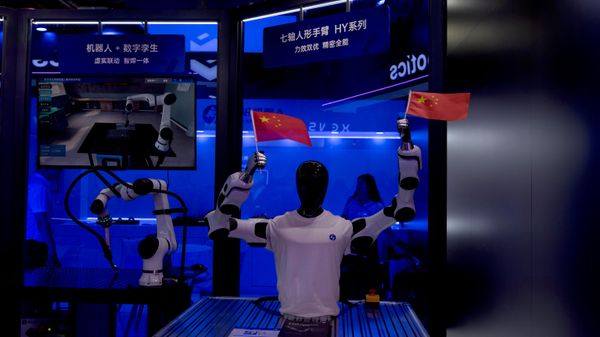 Protótipo de humanoide chinês - Sputnik Brasil