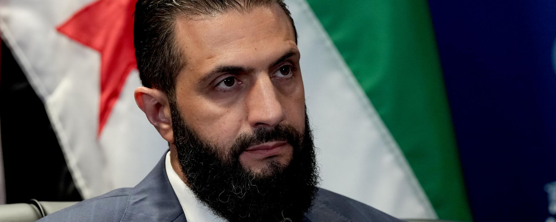Ahmad al-Sharaa em reunião à margem da cúpula da OTAN, em Ancara. Turquia, 8 de julho de 2026 - Sputnik Brasil, 1920, 29.07.2026