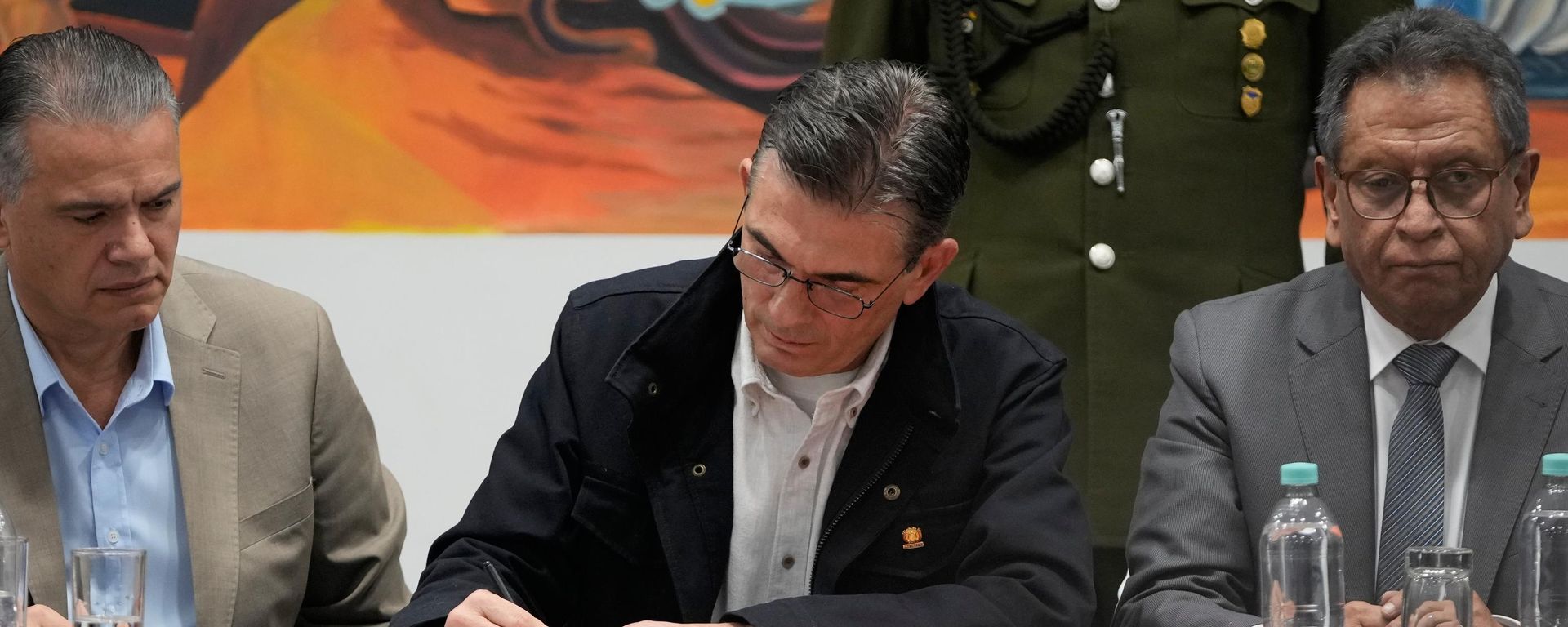 O presidente da Bolívia, Rodrigo Paz, durante evento no Congresso boliviano, em 8 de junho de 2026 O presidente da Bolívia, Rodrigo Paz, durante evento no Congresso boliviano, em 8 de junho de 2026 - Sputnik Brasil, 1920, 30.07.2026