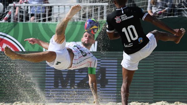 Capital russa realiza Copa Internacional de Futebol de Praia de Moscou - Sputnik Brasil