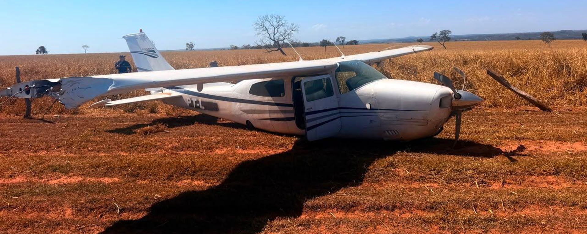 Avião suspeito vindo da Bolívia é interceptado pela Força Aérea Brasileira (FAB) em Campo Grande (MS), em 31 de julho de 2026 - Sputnik Brasil, 1920, 31.07.2026