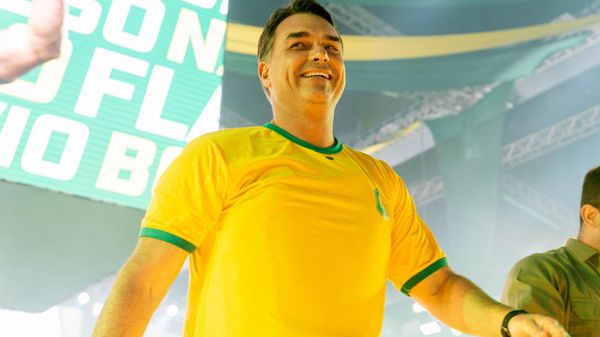 O senador Flávio Bolsonaro em evento do Partido Liberal (PL) em Santa Catarina - Sputnik Brasil