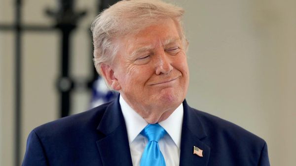 Até US$ 100 mil por mês: Trump transforma seus posts em produto para Wall Street - Sputnik Brasil