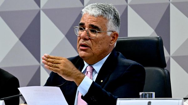 Senador Eduardo Girão (Novo-CE) durante audiência pública conjunta das Comissões de Direitos Humanos e Legislação Participativa (CDH) e de Assuntos Sociais (CAS) - Sputnik Brasil