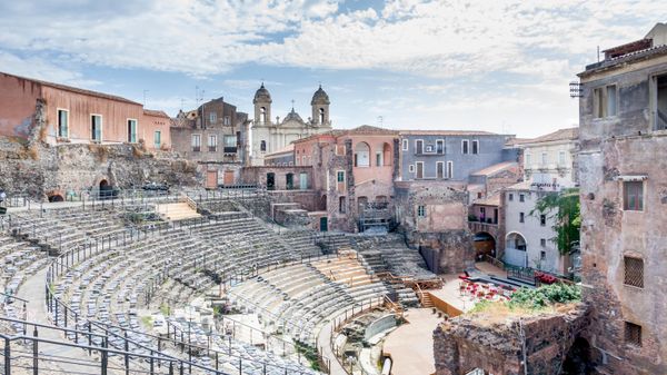 Ruínas do teatro greco-romano, Catânia. - Sputnik Brasil