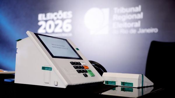 O Tribunal Regional Eleitoral do Rio de Janeiro (TRE-RJ) apresenta a estrutura e compartilha testes da urna eletrônica para as eleições de 2026. Rio de Janeiro, 3 de agosto de 2026 - Sputnik Brasil