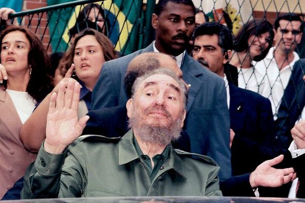 Visita de Fidel Castro a Niterói no ano de 1999 - Sputnik Brasil