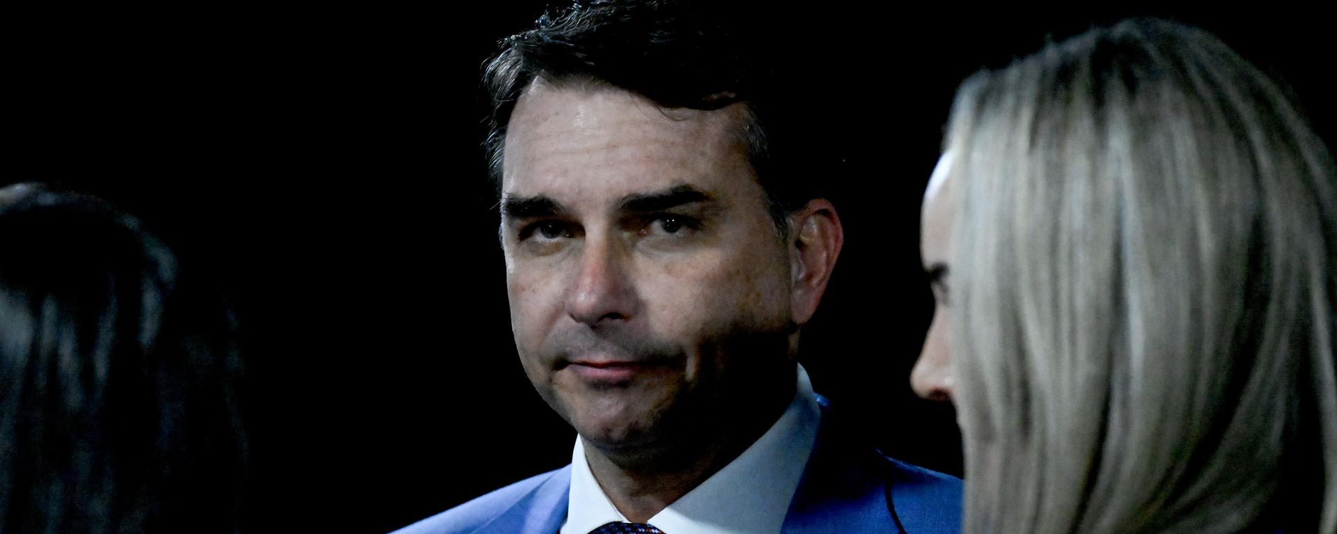Flávio Bolsonaro (PL-RJ) durante sessão deliberativa no Senado, em 9 de junho de 2026 - Sputnik Brasil, 1920, 20.08.2026