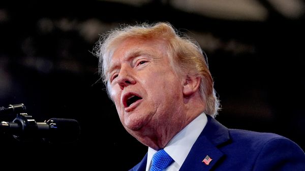 O presidente dos Estados Unidos, Donald Trump, durante discurso em Nova York, em 14 de agosto de 2026 - Sputnik Brasil