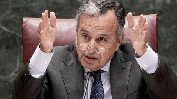 O secretário-geral da Liga Árabe, Nabil Fahmy, durante coletiva de imprensa em Cairo, no Egito, em 13 de julho de 2026 - Sputnik Brasil