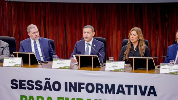 O presidente do Tribunal Superior Eleitoral (TSE), Kassio Nunes Marques, durante sessão informativa para as embaixadas sobre o processo eleitoral brasileiro, em 17 de agosto de 2026 - Sputnik Brasil