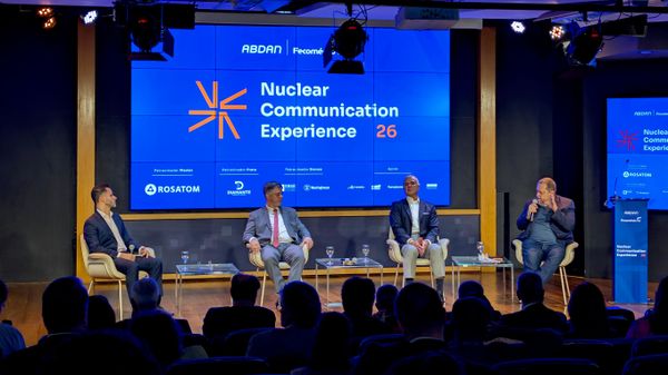 Abertura da Nuclear Communication Experience 2026, realizada na sede da Federação do Comércio de Bens, Serviços e Turismo do Estado do Rio de Janeiro (Fecomércio), na Zona Sul da capital fluminense, em 18 de agosto de 2026 - Sputnik Brasil