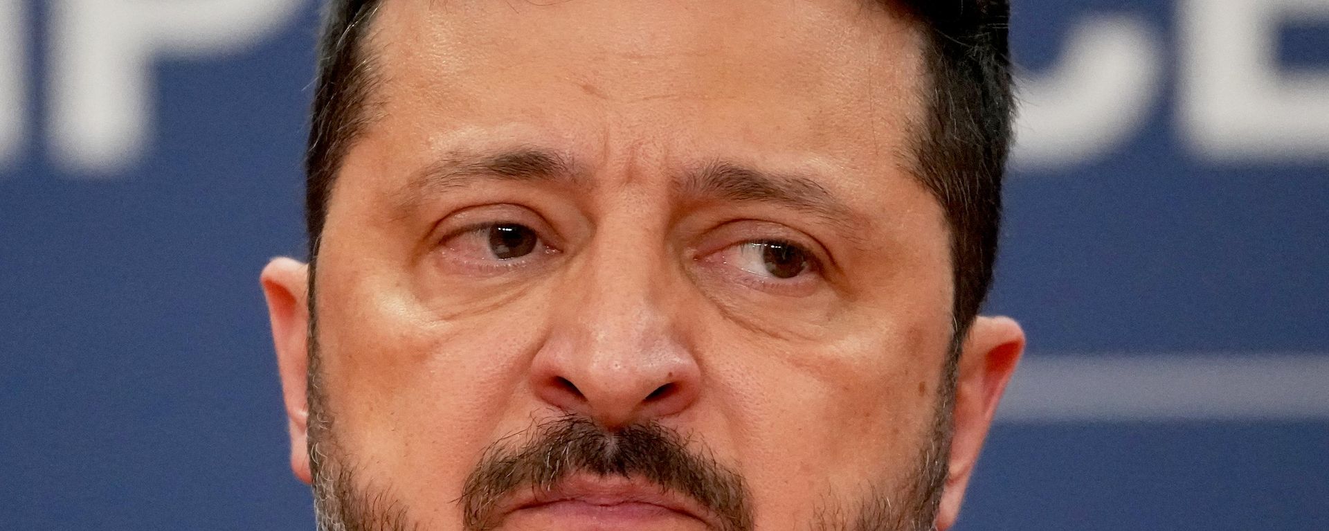 Vladimir Zelensky durante coletiva de imprensa em Belgrado, na Sérvia, em 8 de agosto de 2026 - Sputnik Brasil, 1920, 18.09.2026