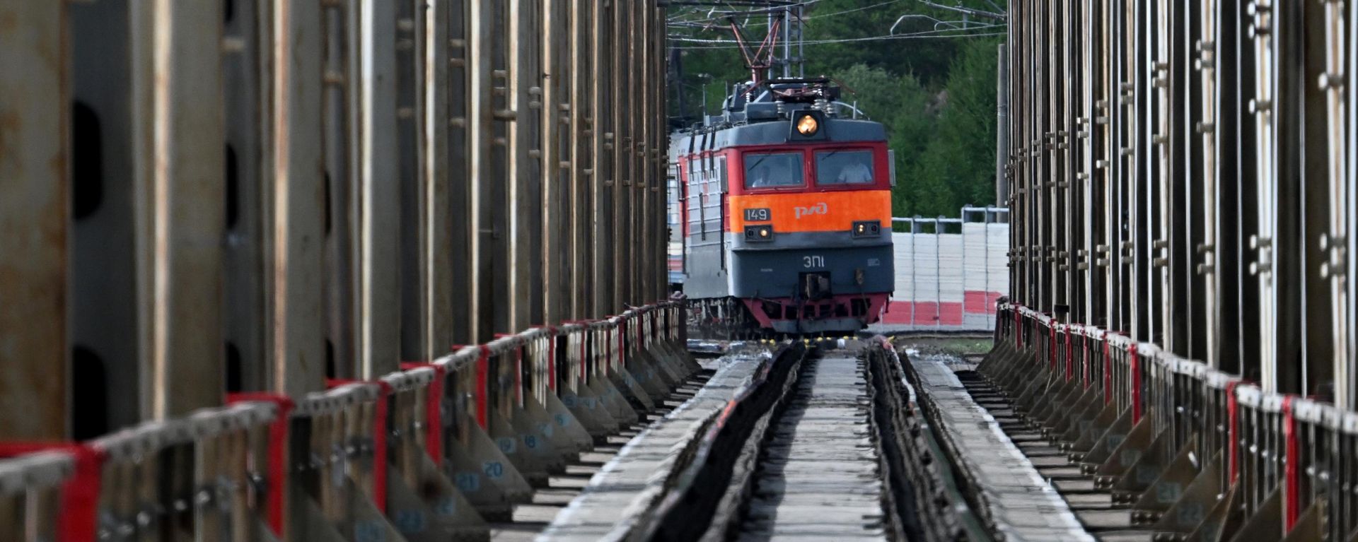 Ferrovia Baikal-Amur sobre o rio Lena, na cidade de Ust-Kut, região de Irkutsk, na Rússia, em 28 de maio de 2024 - Sputnik Brasil, 1920, 20.08.2026