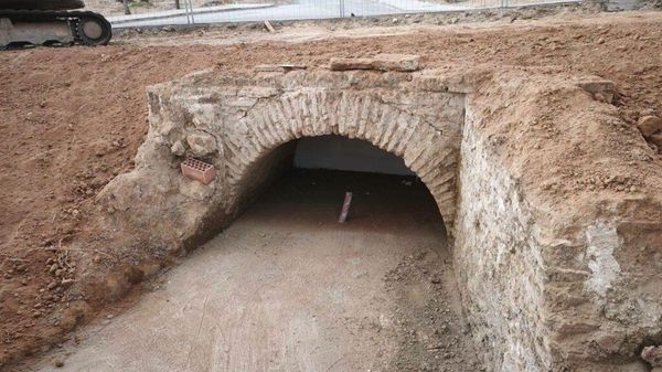 Escondida por 60 anos, ponte de 400 anos reapareceu na antiga estrada romana de Carmona. - Sputnik Brasil