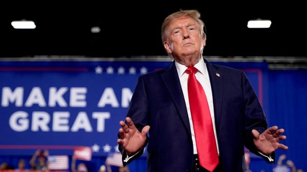 O presidente dos Estados Unidos, Donald Trump, durante comício na Carolina do Sul, em 21 de agosto de 2026 - Sputnik Brasil