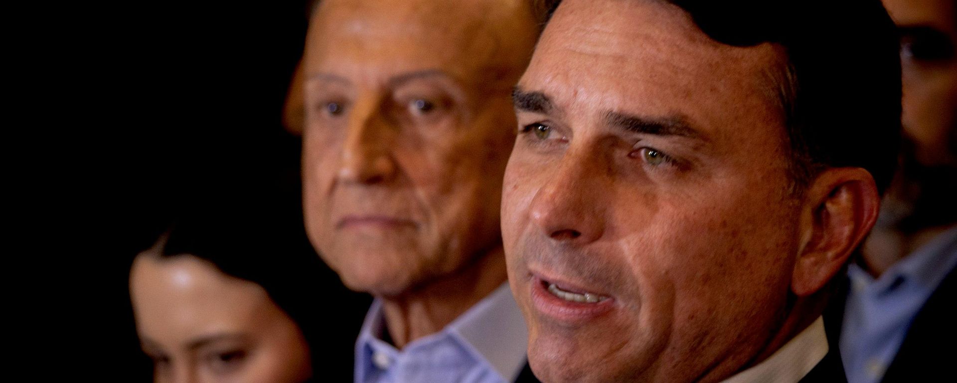Durante agenda em São Paulo (SP), o candidato à Presidência Flávio Bolsonaro (PL-RJ) cita propostas de campanha na Fiesp. São Paulo, 24 de agosto de 2026 - Sputnik Brasil, 1920, 24.08.2026