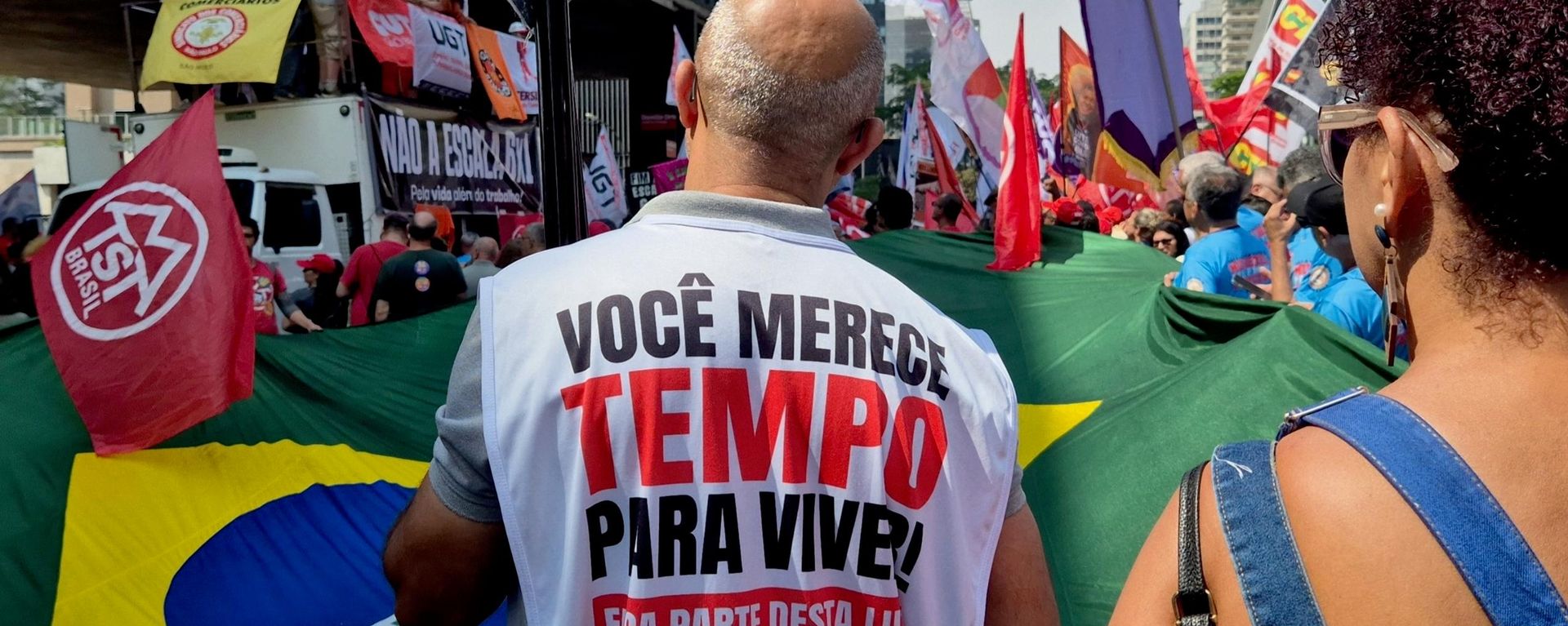 Manifestação pelo fim da escala 6x1 no vão livre do Museu de Arte de São Paulo (MASP). Brasil, 30 de agosto de 2026 - Sputnik Brasil, 1920, 30.08.2026
