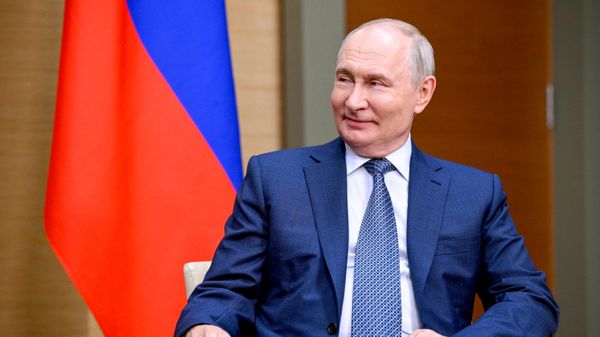 O presidente da Rússia, Vladimir Putin, durante encontro oficial, em 29 de agosto de 2026 - Sputnik Brasil