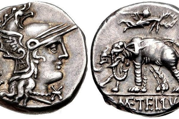 Moeda romana antiga. C. Cecílio Metelo Caprário, 125 a.C - Sputnik Brasil