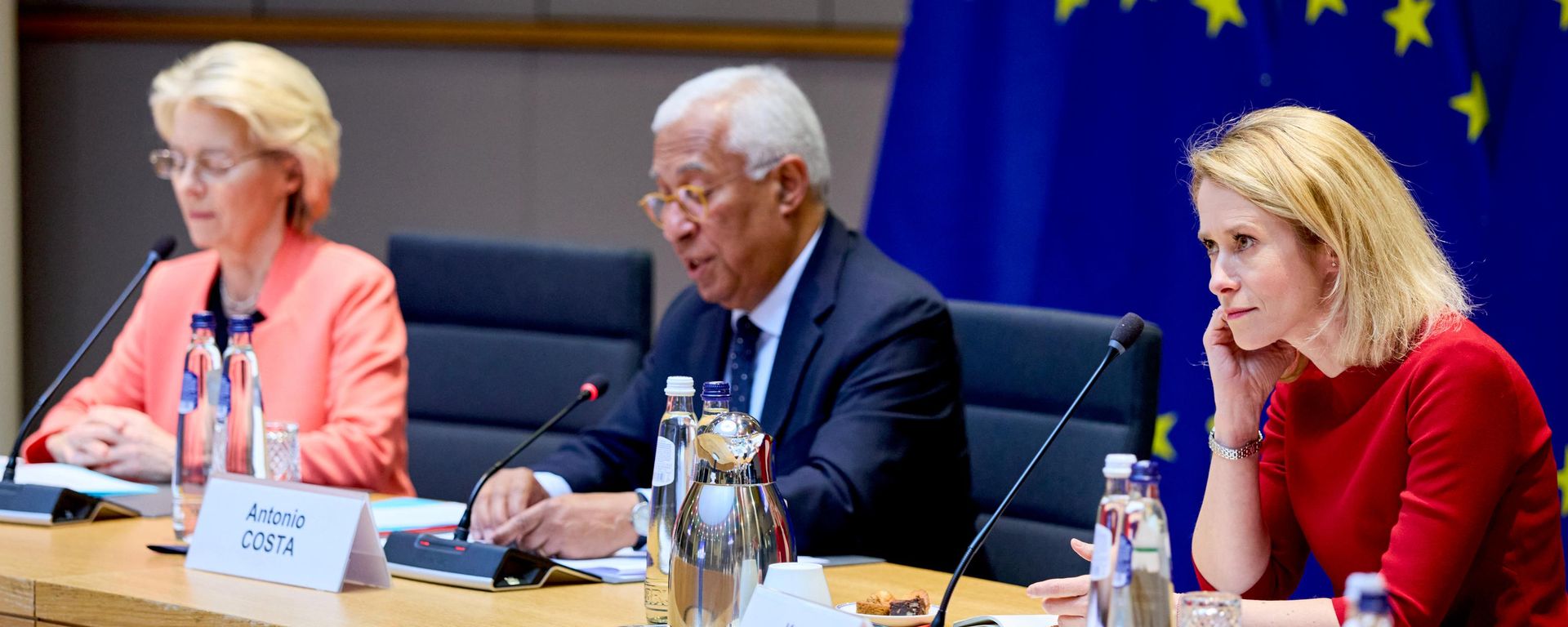 Ursula von der Leyen, António Costa e Kaja Kallas - Sputnik Brasil, 1920, 04.09.2026