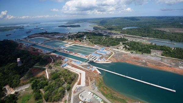 Canal do Panamá enfrenta redução do tráfego com agravamento da baixa profundidade, diz relatório - Sputnik Brasil