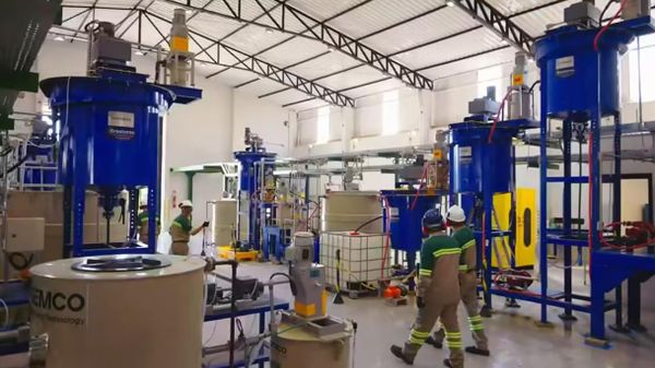 Estrutura industrial da Viridis Mineração em Poços de Caldas - Sputnik Brasil