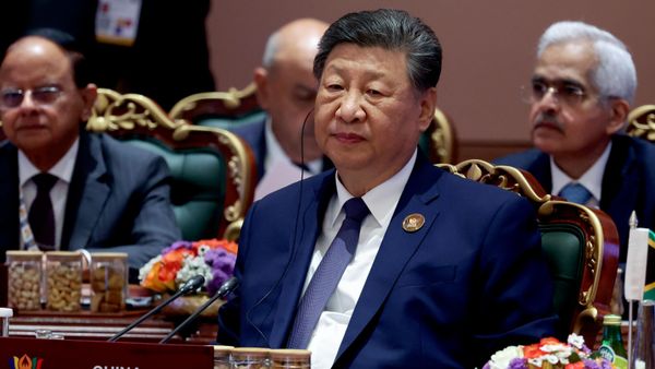 China apresenta 5 iniciativas para impulsionar cooperação no BRICS, diz mídia - Sputnik Brasil