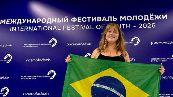 A influencer Ekaterina Brobovnikova é filha de pais russos, nasceu no Uruguai e foi criada no Brasil - Sputnik Brasil