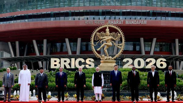 Presidentes e autoridades dos países-membros do BRICS durante a cúpula em Nova Déli, na Índia. 12 de setembro de 2026 - Sputnik Brasil