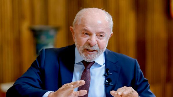 O presidente do Brasil, Luiz Inácio Lula da Silva, durante entrevista à emissora de televisão do Brasil, em 10 de setembro de 2026 - Sputnik Brasil