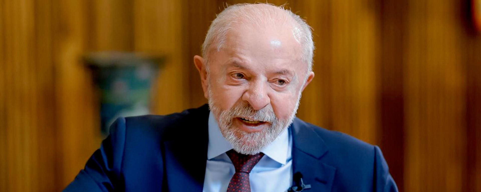 O presidente do Brasil, Luiz Inácio Lula da Silva, durante entrevista à emissora de televisão do Brasil, em 10 de setembro de 2026 - Sputnik Brasil, 1920, 15.09.2026