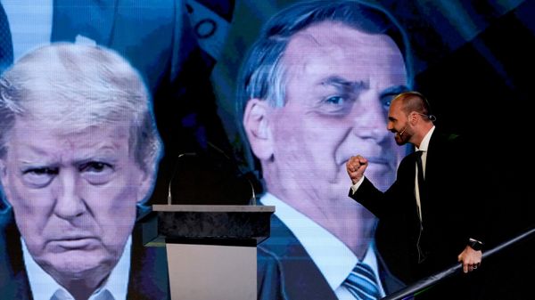 O ex-deputado Eduardo Bolsonaro durante discurso em convenção de conservadores em Buenos Aires. Argentina, 4 de dezembro de 2024 - Sputnik Brasil