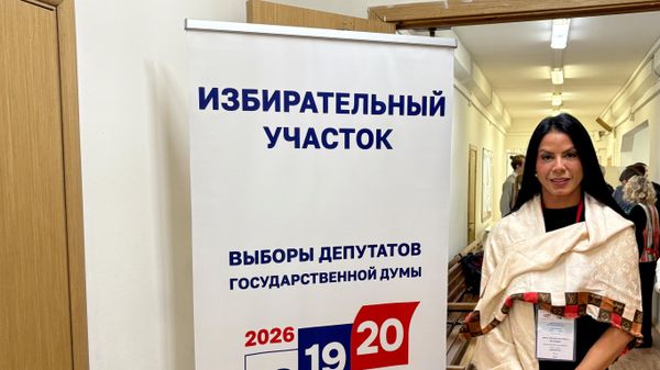 Dina Peres, observadora brasileira na eleição para a Duma Estatal em Moscou - Sputnik Brasil
