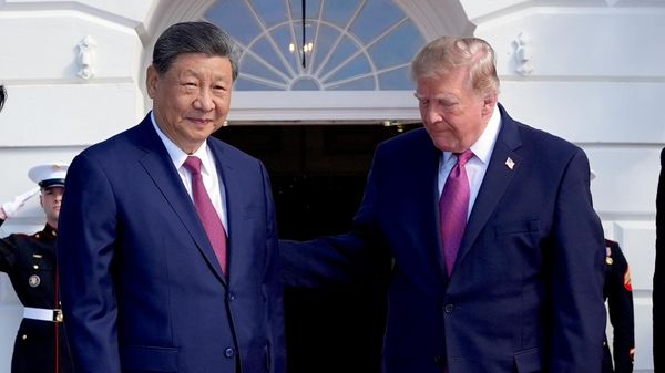Presidente dos EUA, Donald Trump, recebe o líder chinês, Xi Jinping, na Casa Branca
 - Sputnik Brasil