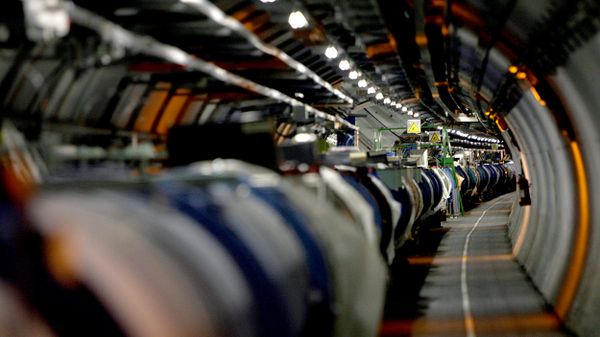 Um colisor de hádrons - Sputnik Brasil