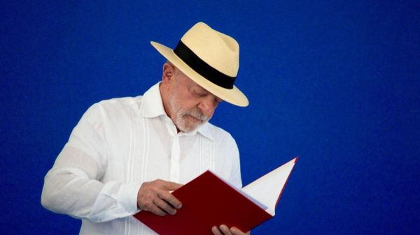 Quaest: aprovação de Lula sobe para 46%, mas desaprovação, apesar de queda, segue maior - Sputnik Brasil