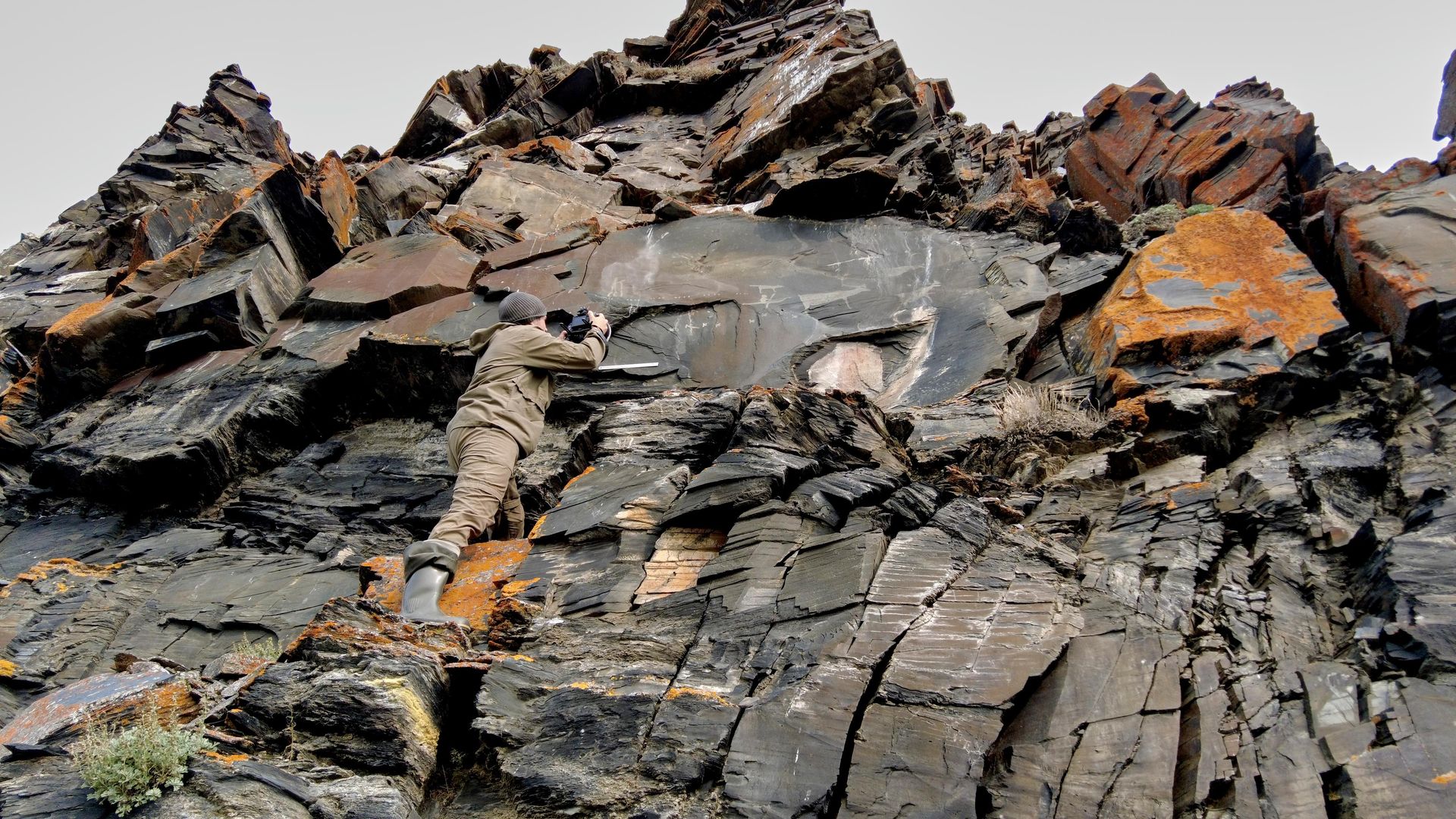 Petróglifos encontrados na área de Keeneikuul, no distrito autônomo de Chukotka, na Rússia Petróglifos encontrados na área de Keeneikuul, no distrito autônomo de Chukotka, na Rússia