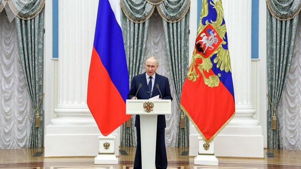 Putin emite todas as instruções necessárias para garantir a segurança da região de Kaliningrado - Sputnik Brasil