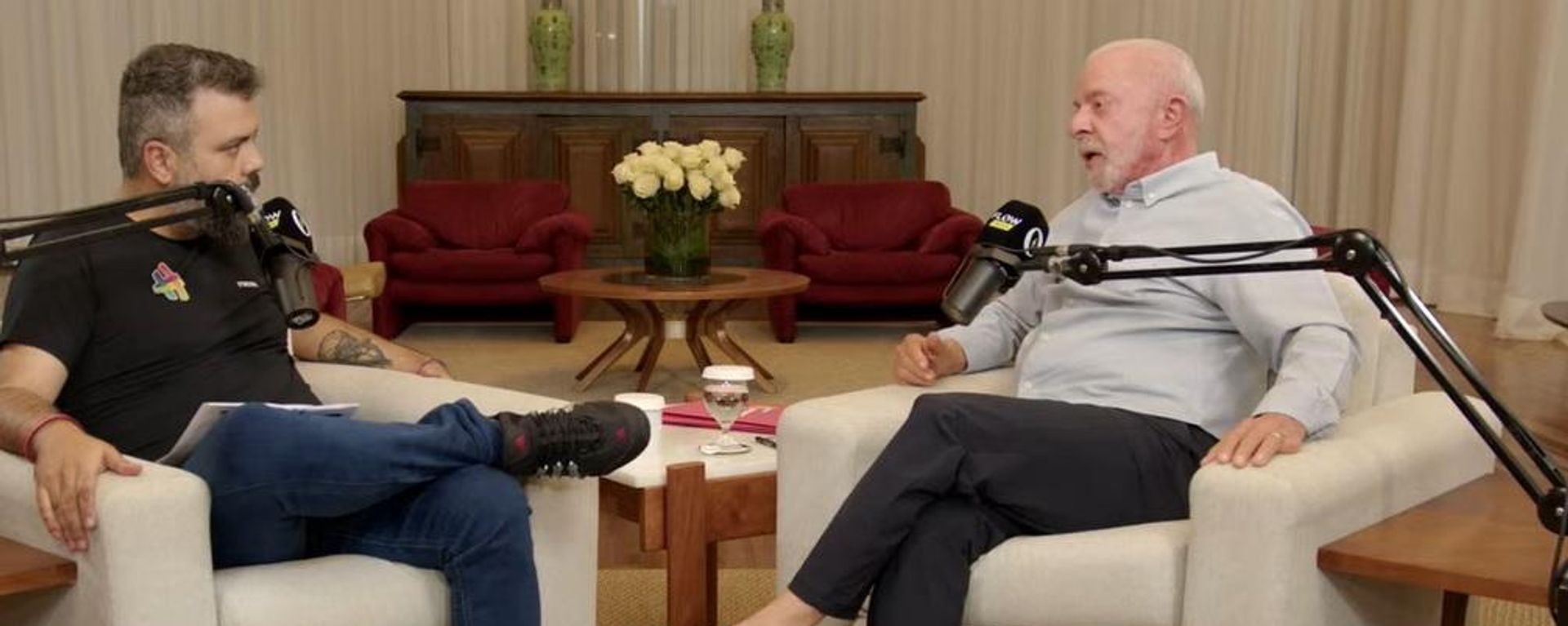 Presidente Luiz Inácio Lula da Silva participa de entrevista para o programa Flow Podcast, 1º de outubro de 2025. - Sputnik Brasil, 1920, 01.10.2026