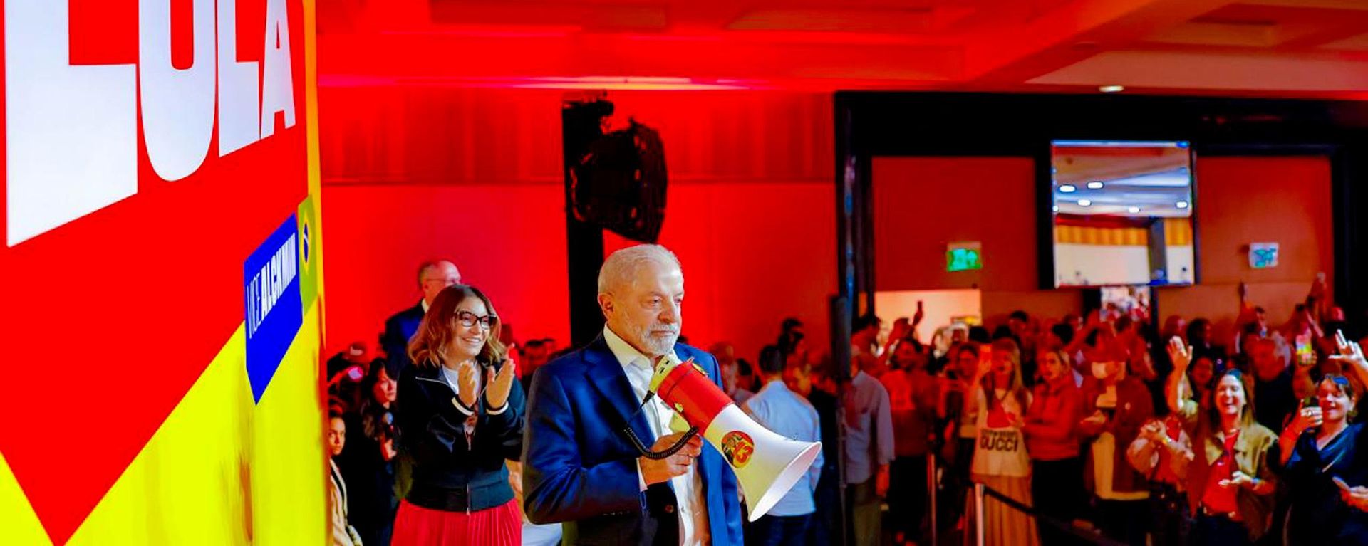 Presidente Luiz Inácio Lula da Silva (PT) durante discurso após receber o resultado do primeiro turno das eleições. São Paulo, 4 de outubro de 2026 - Sputnik Brasil, 1920, 04.10.2026
